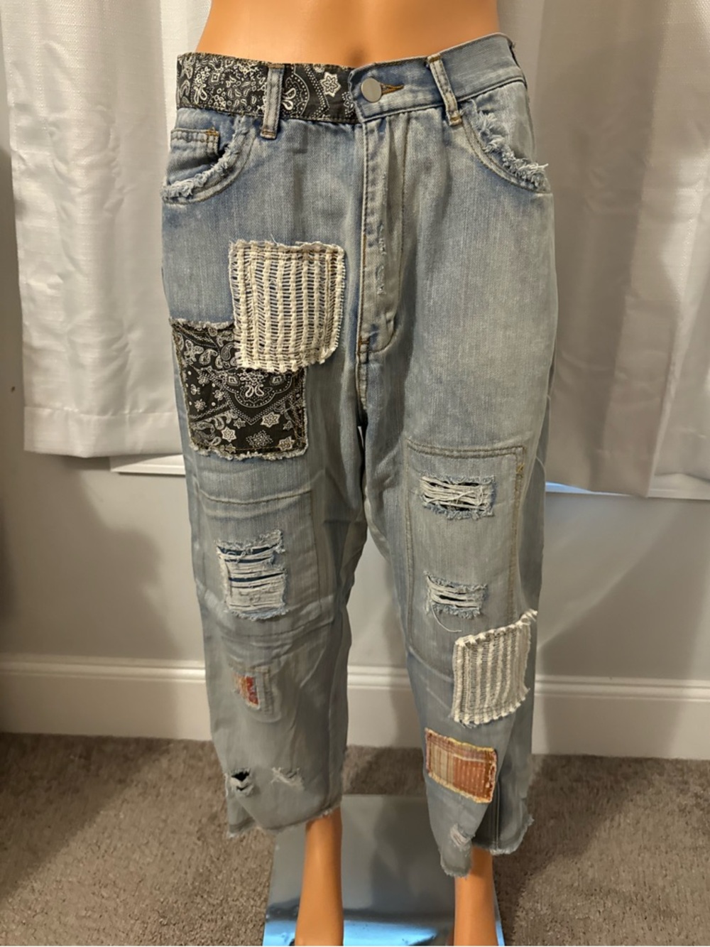Cool POL size M cropped blue patchwork relaxed jeans distressed high waist new